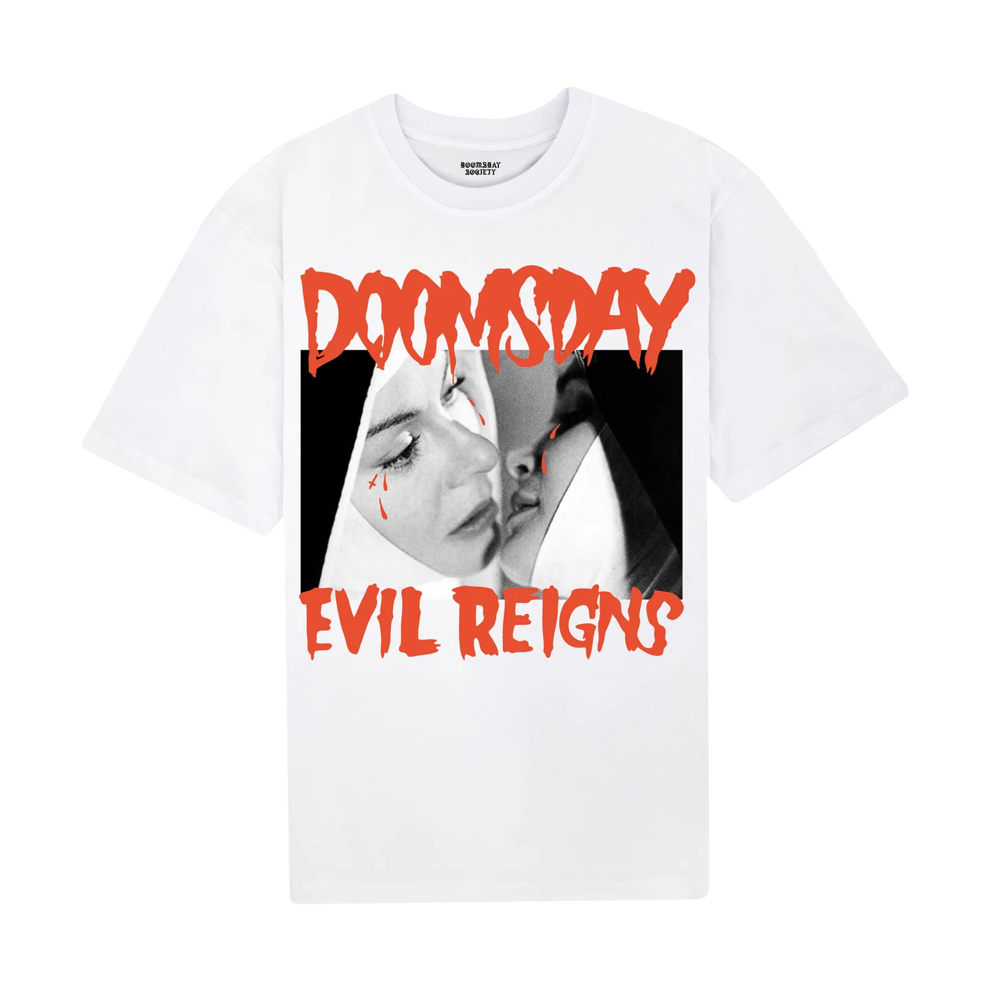 t-shirt Doomsday holy kiss tee white