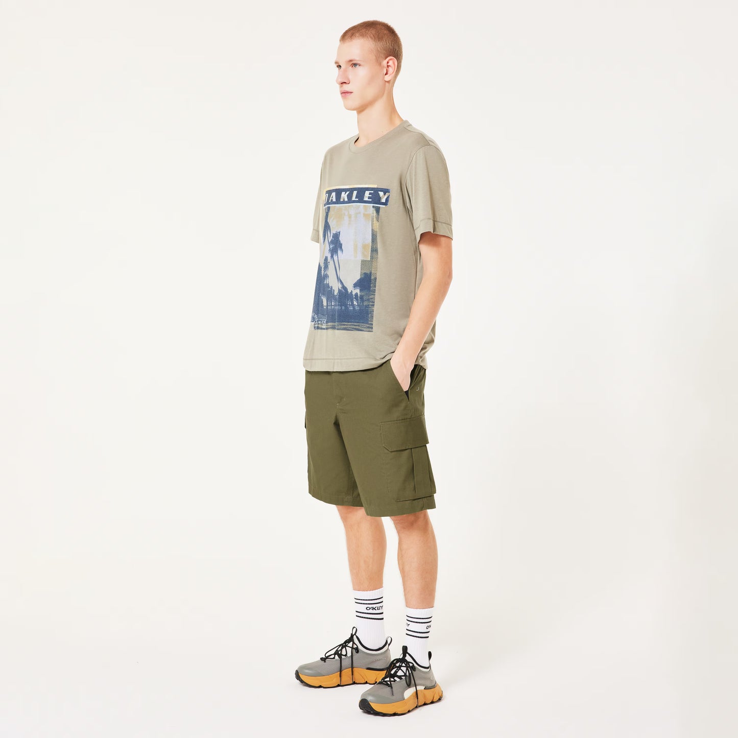 bermuda cargo Oakley utility shorts army green